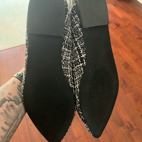 Flats - Picture 3 of 3